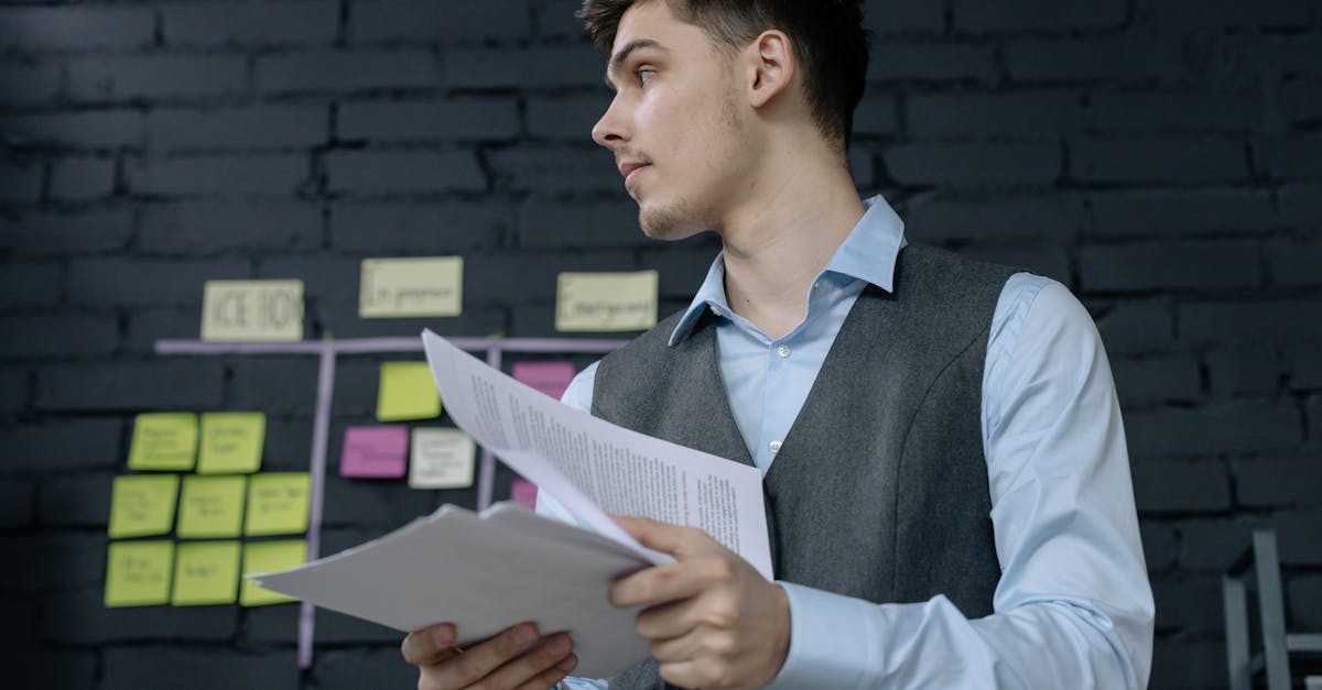 伊对实名账号：实名制账号对保护未成年人上网安全的重要性