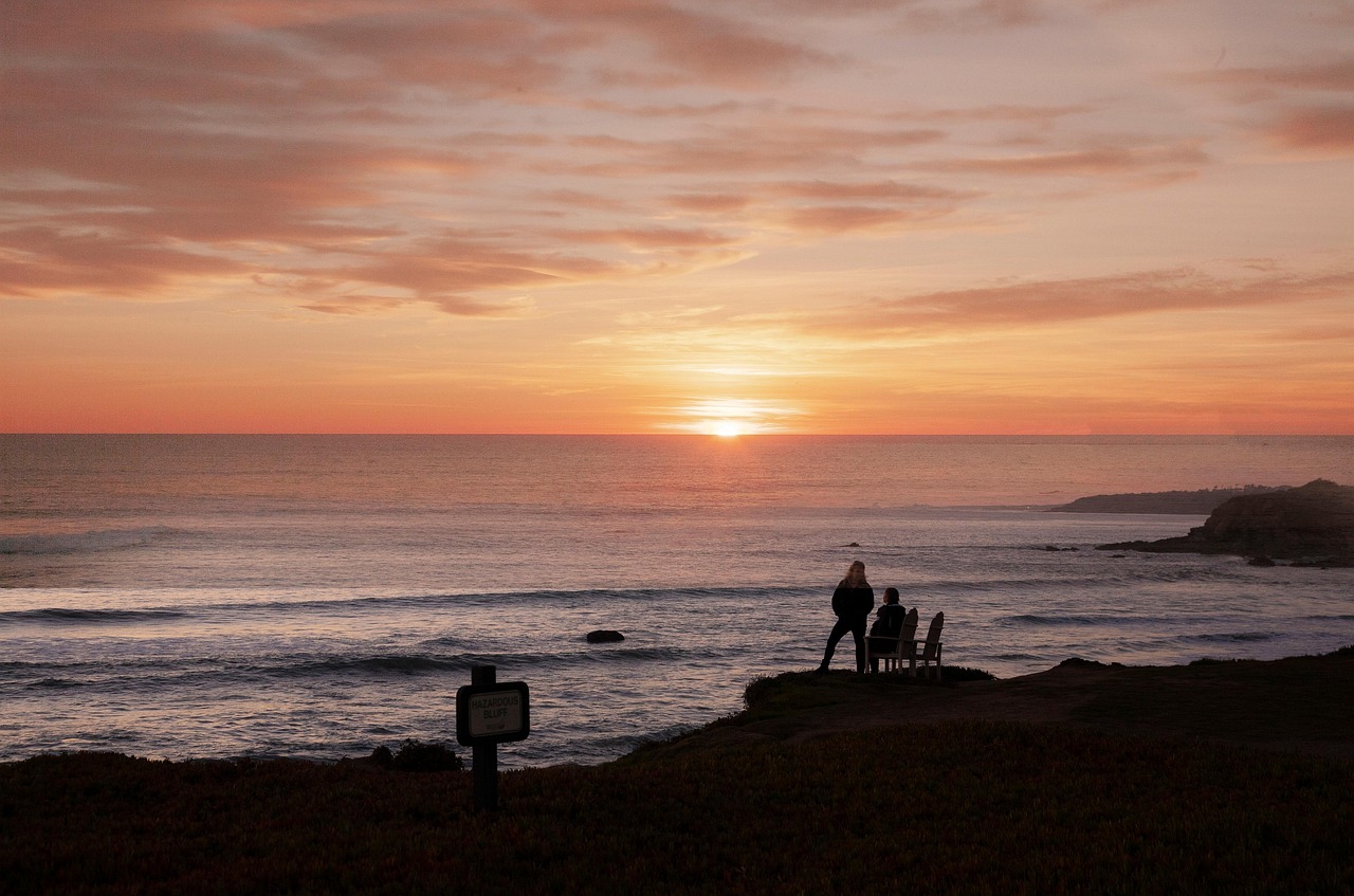 如何向吸烟者和非吸烟者宣传禁烟政策 