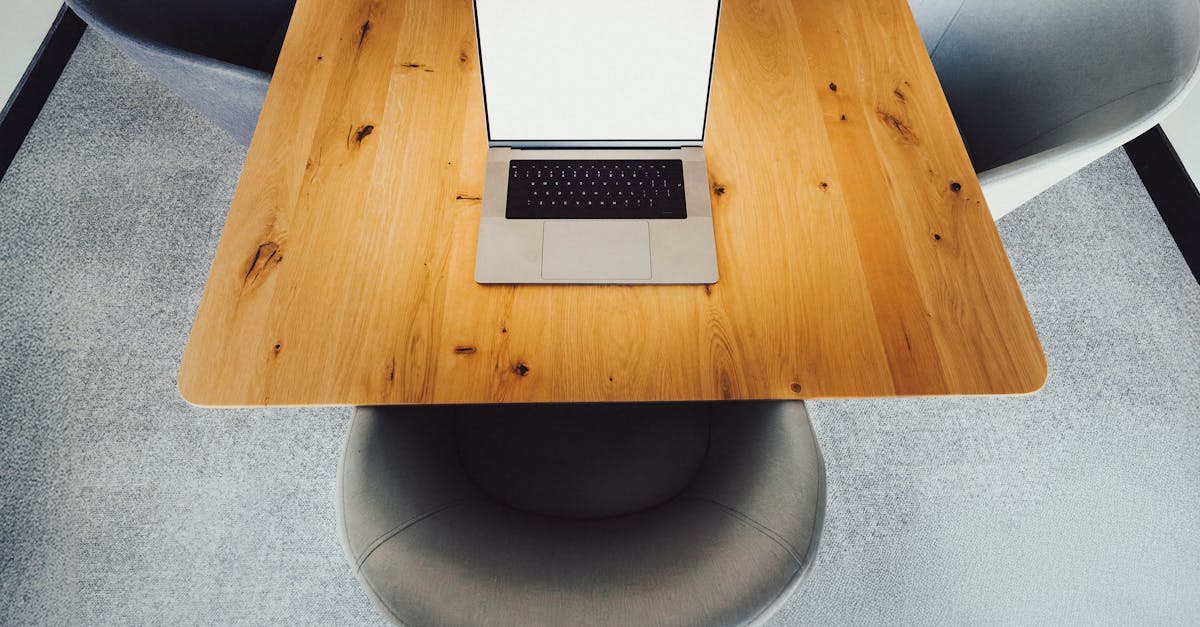 蝙蝠代实名实名账号：流量卡与普通电话卡的区别？