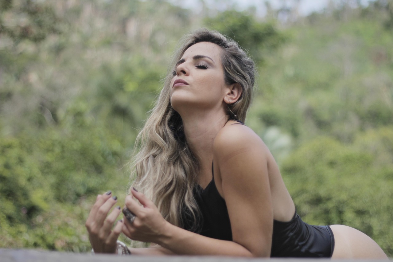 闪耀暖暖：股票开户哪个平台